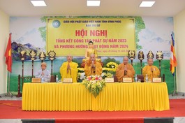 Niệm Phật cầu gia hộ