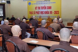 Các thí sinh tham dự kỳ thi tuyển sinh Thạc sĩ Phật học khóa VII (2024-2026) - Ảnh: Bảo Toàn/BGN