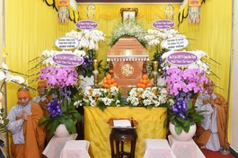 Giác linh đường Trưởng lão Hòa thượng Thích Thanh Vân