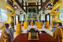 Chư Tăng H.Bình Chánh Bố-tát tập trung tại chùa Pháp Chơn 