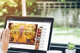 Chương trình pháp thoại cuối tuần do Báo Giác Ngộ thực hiện, phát trên Youtube (Giác Ngộ TV) và các nền tảng số khác