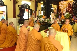 Chư Tăng Q.Bình Thạnh tác pháp thọ an cư