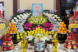 Di ảnh Ni trưởng Thích nữ Như Hòa được tôn trí tại tổ đường chùa Từ Hạnh (Q.Bình Tân, TP.HCM)