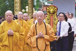 Trang nghiêm cung thỉnh linh vị các anh hùng, liệt sĩ về Đền Bến Dược (H.Củ Chi, TP.HCM) trong Lễ tưởng niệm ngày Thương binh Liệt sĩ (27-2-2024) - Ảnh: Bảo Toàn/BGN