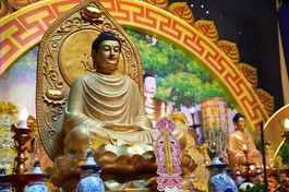 Pháp hội Dược Sư truyền thống lần thứ XIX tại chùa Bằng diễn ra trong 7 ngày, từ 4-10 đến ngày 10-10 (mùng 2 đến mùng 8-9-Giáp Thìn)