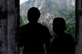 Trong bóng núi Tơ Trời