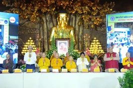 Nghi thức niệm Phật cầu gia bị bắt đầu phiên khai mạc