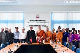 Thống nhất biên bản ghi nhớ hợp tác giáo dục giữa Học viện Phật giáo VN tại Huế và MCU Nakhon Phanom (Thái Lan)