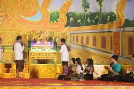 Nghi thức cúng dường truyền thống của đồng bào dân tộc Khmer 