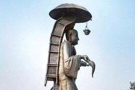 Ngàn dặm không mây