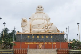 Tượng Phật Di Lặc tại chùa Vĩnh Tràng, Tiền Giang - Ảnh: Trần Quỳnh/VnExpress