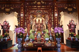 Ngôi đại hùng bảo điện chùa Diên Khánh đã hoàn thành sau 1 năm xây dựng