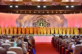 Nghi thức cầu gia bị do phái đoàn đại biểu GHPGVN thực hiện tại Đại lễ Vesak Liên Hiệp Quốc 2025 - Ảnh: Quảng Đạo/BGN