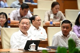 Tổng Bí thư Tô Lâm và các đại biểu tham dự phiên họp sáng 12-6 - Ảnh: Gia Hân