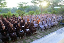 Gần 240 Tăng Ni thí sinh tham dự kỳ thi tuyển sinh cử nhân Phật học khóa XX - Học viện Phật giáo VN tại TP.HCM - Ảnh: Bảo Toàn/ BGN