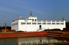 Các thắng tích về Đức Phật và đạo Phật hiện hữu trên một diện tích rộng lớn, từ phía Bắc Ấn Độ đến Nepal, trong đó đền Maha Devi uy nghiêm và được sùng kính nhất