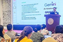 Đội ngũ cán bộ, công chức phụ trách tuyên giáo và dân vận tại điểm học AI trực tiếp ở Trung tâm Hội nghị 272, sáng nay 28-8 - Ảnh: Nghi Vũ/TTO