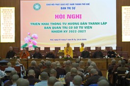 Hòa thượng Thích Khế Chơn phát biểu khai mạc hội nghị