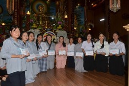 Có 12 bài viết xuất sắc được trao thưởng tại cuộc thi Lá thư Vu lan