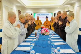 Niệm Phật cầu gia hộ