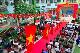 Không khí ngày hội bầu cử tại khu vực bỏ phiếu số 2, Trường Mầm non Tuổi Thơ 7, phường Xuân Hòa - Ảnh: Hoàng Hùng