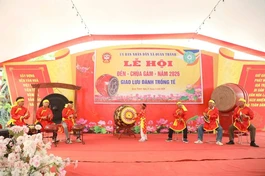 Hội thi trống tế diễn ra sôi nổi, thu hút đông đảo người dân tham gia
