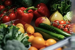 Nên ăn nhiều rau quả, chất xơ để kiểm soát huyết áp - Ảnh: Aboluowang