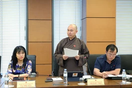 Đại biểu Quốc hội, Thượng tọa Thích Đức Thiện phát biểu tại tổ, góp ý dự thảo Luật Tín ngưỡng, tôn giáo (sửa đổi) - Ảnh: Bách Hợp