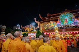 [TRUYỀN HÌNH TRỰC TIẾP] Lễ rước Phật kính mừng Đại lễ Phật đản Phật lịch 2570 tại TP.HCM
