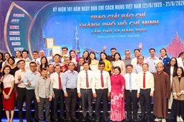 Lãnh đạo TP.HCM và lãnh đạo các cơ quan báo chí 
