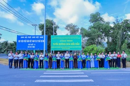 Ra mắt công trình "Tuyến đường hoa kiểu mẫu"