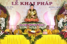 Chư tôn đức chứng minh buổi lễ