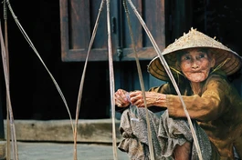 Gánh đời của mẹ