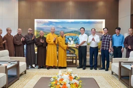 Ban Trị sự GHPGVN tỉnh Lào Cai thăm, tri ân lãnh đạo UBND tỉnh