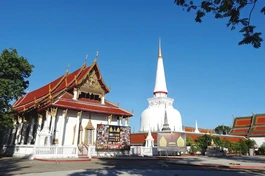 Wat Phra Mahathat Woramahawihan được xem như một “di sản sống” với những truyền thống tâm linh lâu đời còn được cộng đồng lưu giữ đến ngày nay