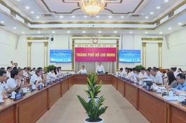 Quang cảnh buổi làm việc