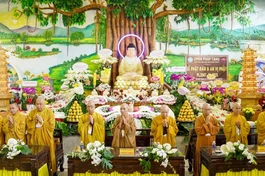 Niệm Phật cầu gia hộ