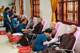 "Mỗi giọt máu cho đi, một cuộc đời ở lại"