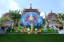 Lễ đài Phật đản tại pháp viện Minh Đăng Quang- Ảnh: Bảo Toàn/BGN