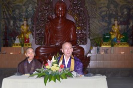 Hòa thượng Yoshimizu Daichi thuyết giảng ở Học viện Phật giáo VN tại TP.HCM