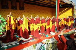 Một khóa lễ theo Kim Cương thừa - Ảnh minh họa