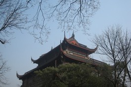 Chùa lớn chùa nhỏ không quan trọng