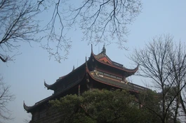 Chùa lớn chùa nhỏ không quan trọng