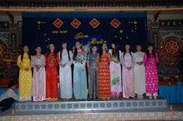 Đêm nhạc "Tâm Xuân" gây quỹ cho học sinh nghèo