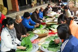Tình Xuân, ý Đạo nơi cửa thiền