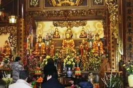 Lễ cầu an ở chùa Trúc Lâm Paris