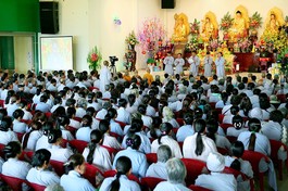 Tuy nhờ có Phật lực hộ trì, tiếp dẫn, nhưng nếu không có công phu tu tập tự thân tương ưng, làm sao có sự cảm ứng, làm sao vãng sinh?