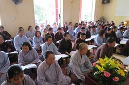 Thanh Hóa: 300 Phật tử dự khóa tu tại chùa Vĩnh Nghiêm