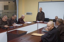 Quang cảnh buổi họp - Ảnh: Huỳnh Diệu