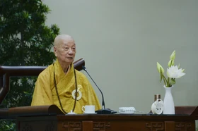 [TRỰC TUYẾN] Đức Pháp chủ GHPGVN: Tăng Ni, Phật tử nhiệt tâm tu học là góp phần trang nghiêm Giáo hội